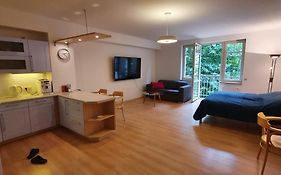 Apartman 46M2 S Balkonem V Lazenskem Centru