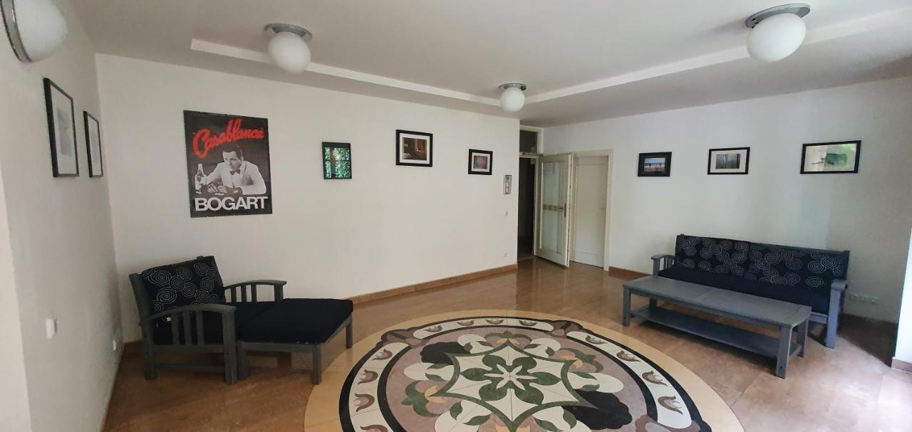 Apartman 46M2 S Balkonem V Lazenskem Centru Карлові Вари Екстер'єр фото
